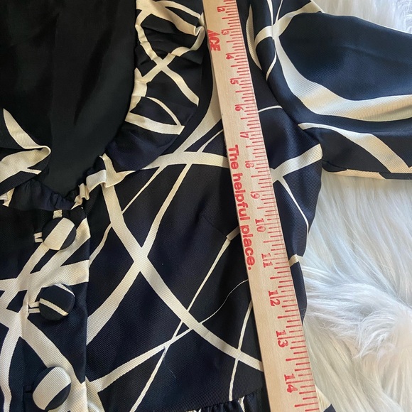 J Crew Sz 4 Black & Cream Silk Abstract Ruffle Collar Dress - Picture 11 of 16